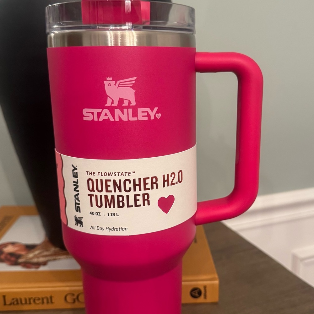 Stanley Pink Quencher H2.0 Tumbler
